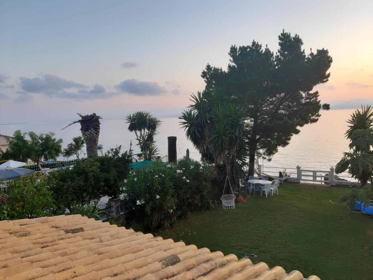 Villa By The Sea - Βίλα Πάνω Στη Θάλασσα カボス エクステリア 写真